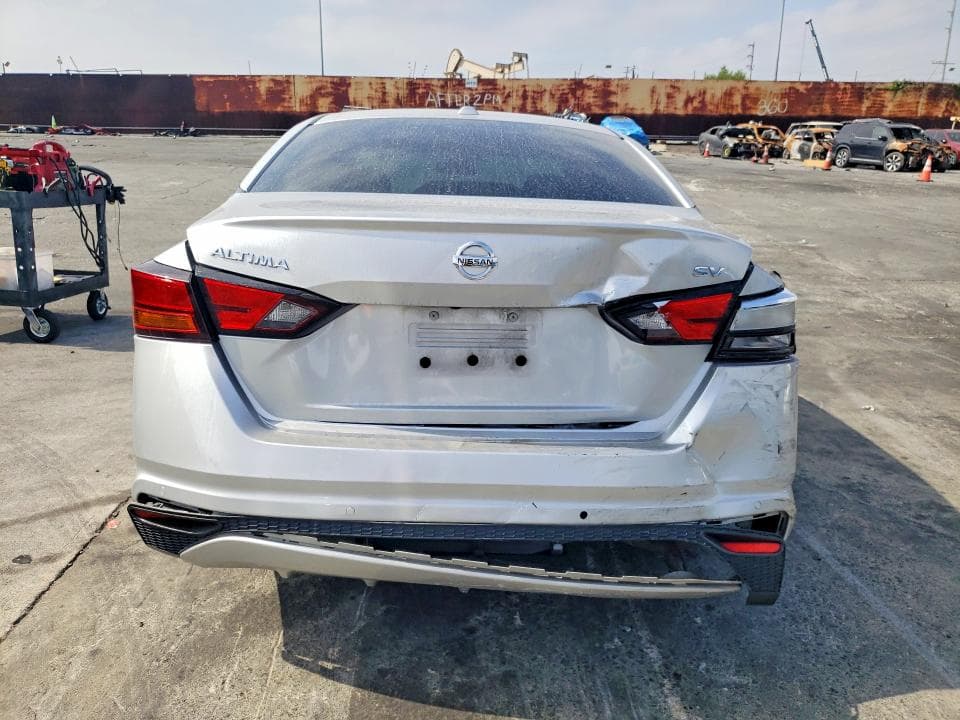 2021 NISSAN ALTIMA SV 6