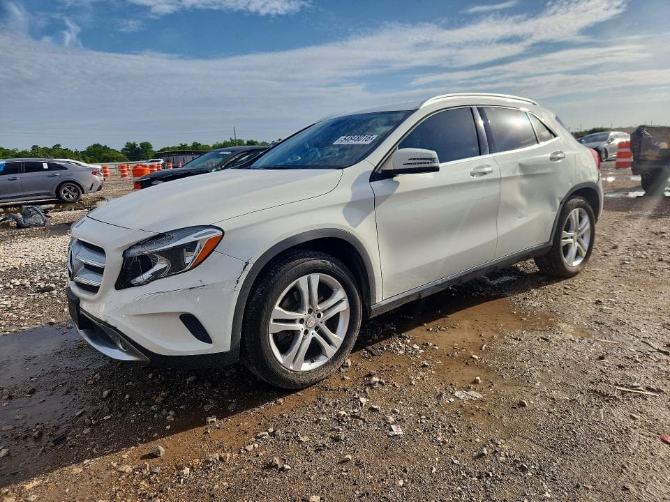 2015 MERCEDES-BENZ GLA-CLASS