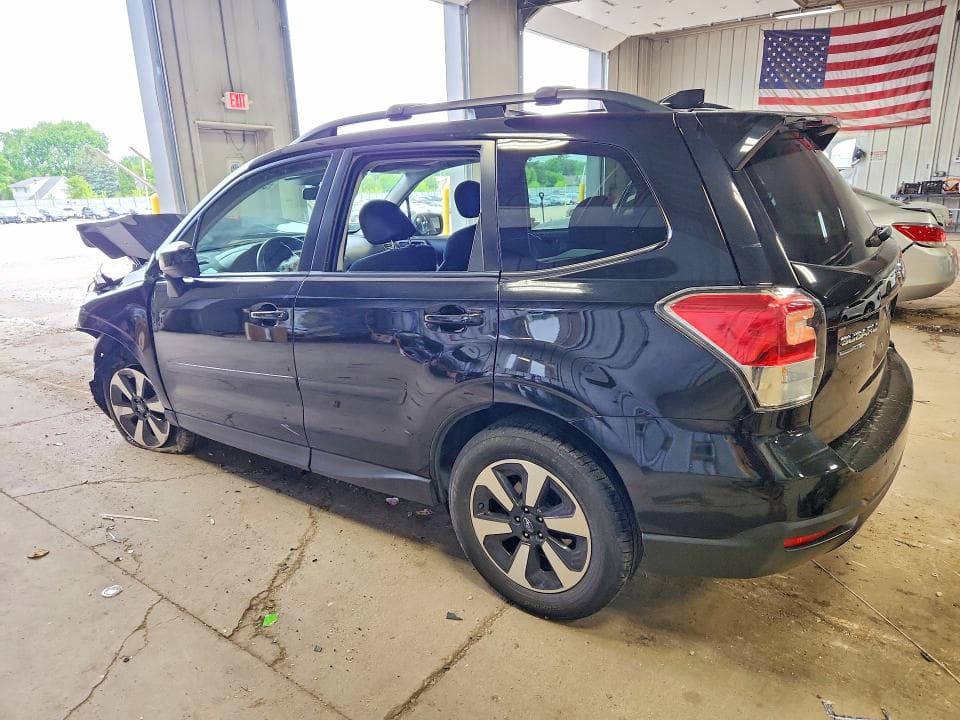 2017 SUBARU FORESTER 2.5I PREMIUM 2