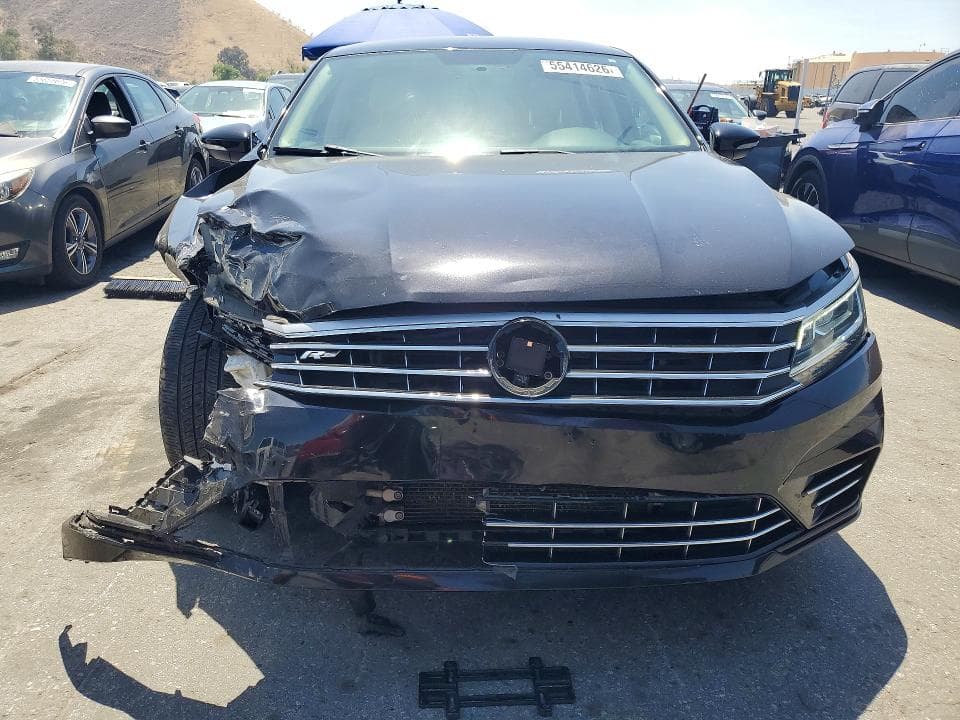 2017 VOLKSWAGEN PASSAT R-LINE R-LINE 5