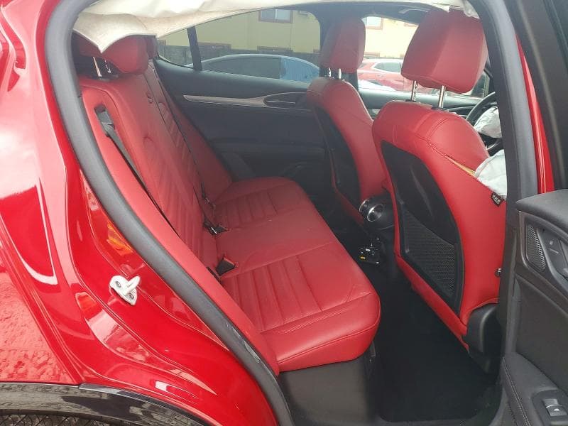2025 ALFA ROMEO STELVIO BASE/SPRINT/INTENSA 10