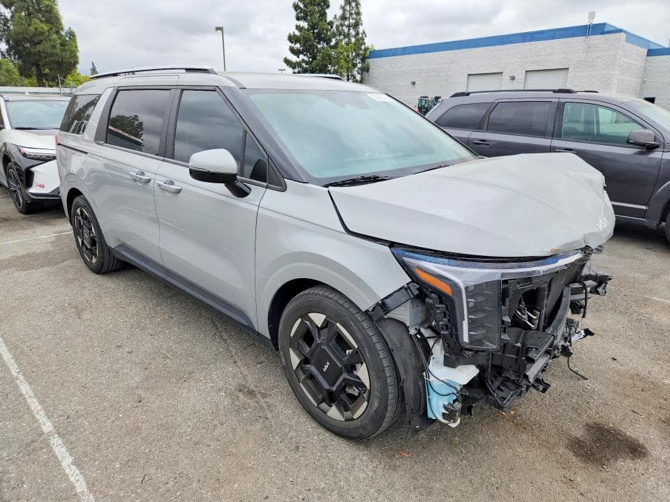2025 KIA CARNIVAL EX 4