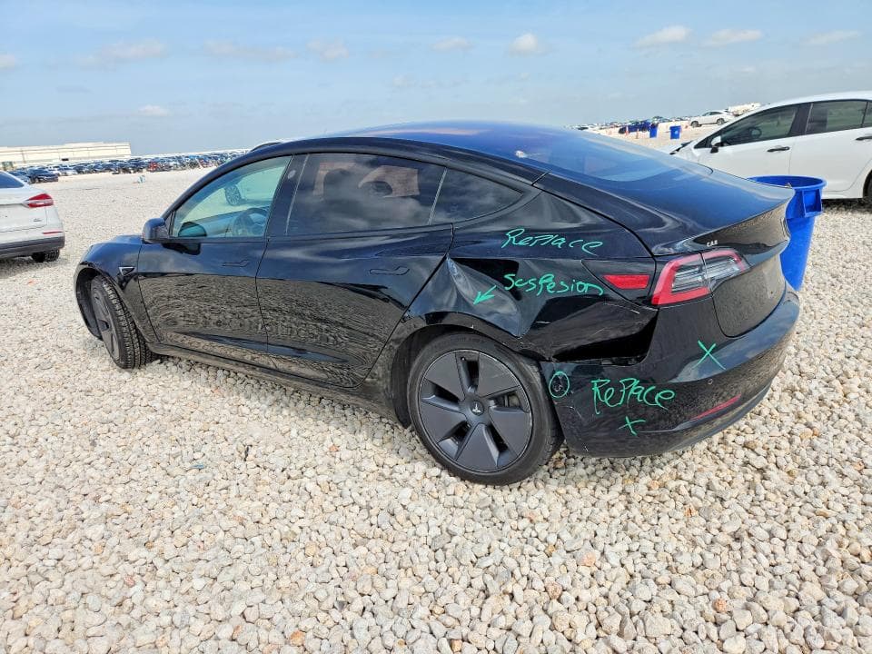2018 TESLA MODEL 3 2
