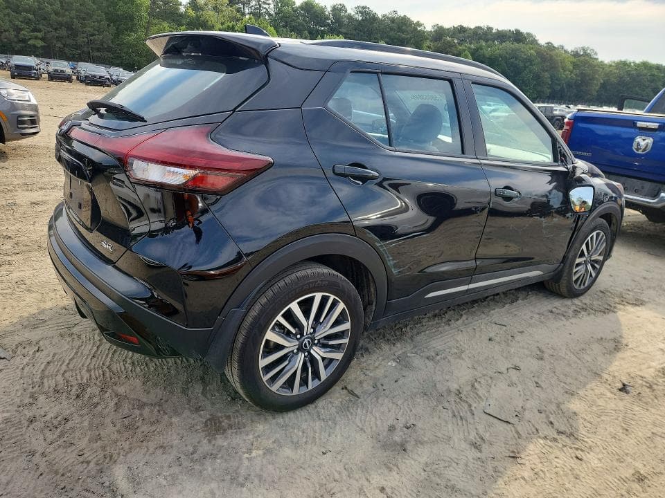 2024 NISSAN KICKS SR 3