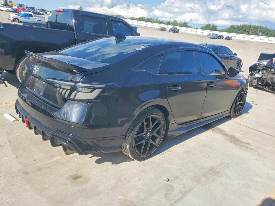 2024 HONDA CIVIC 3
