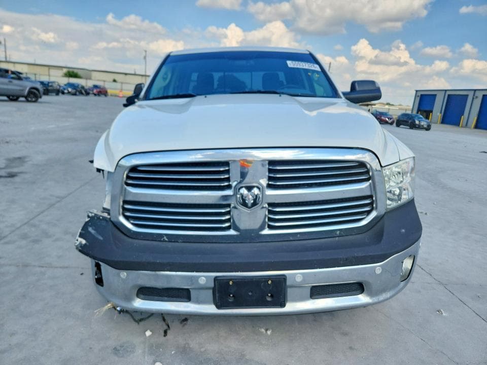 2019 RAM 1500 CLASSIC SLT 5
