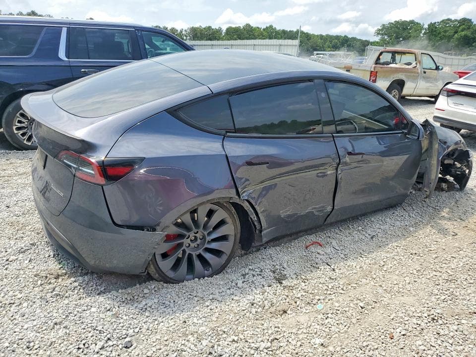 2023 TESLA MODEL Y 3