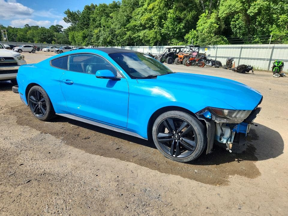 2017 FORD MUSTANG 4