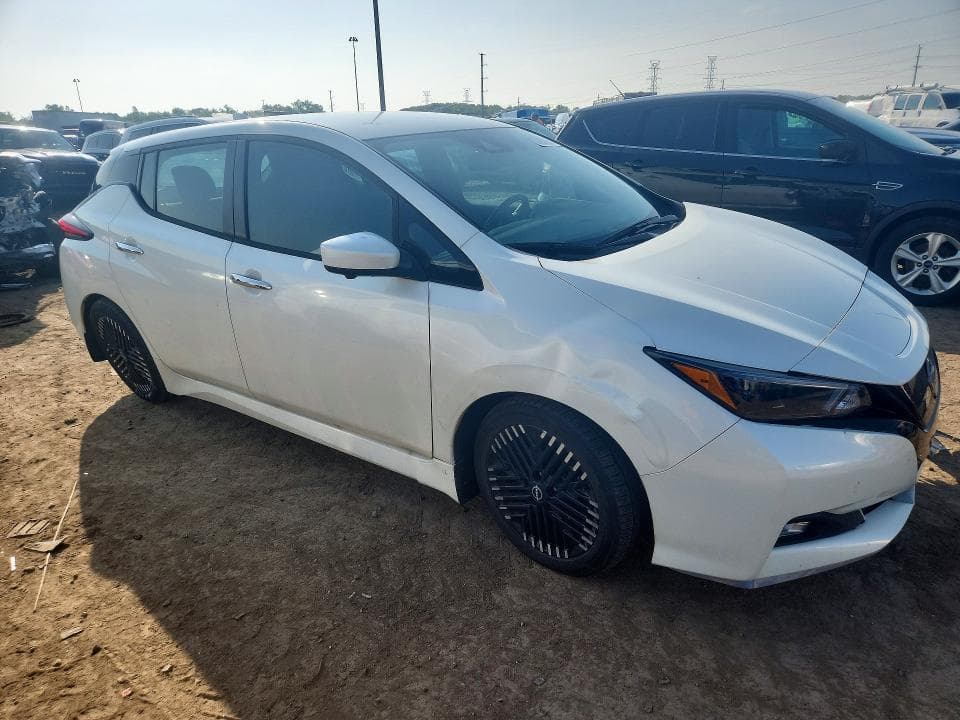 2023 NISSAN LEAF SV PLUS 4
