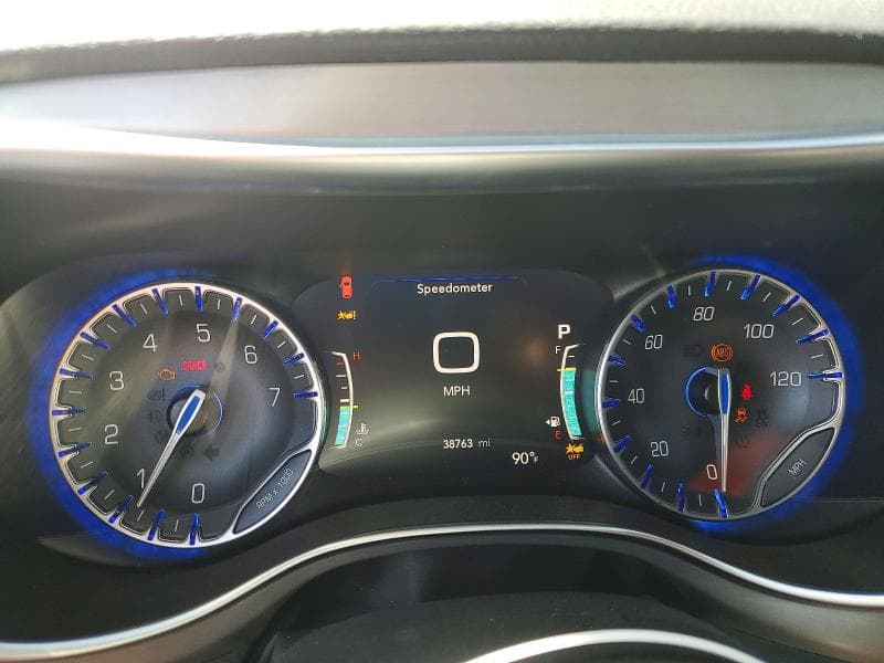 2023 CHRYSLER PACIFICA LIMITED 9