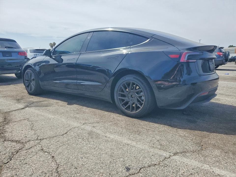 2025 TESLA MODEL 3 2