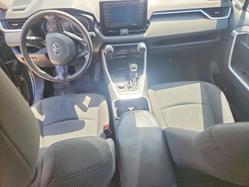 2020 TOYOTA RAV4 LE 8