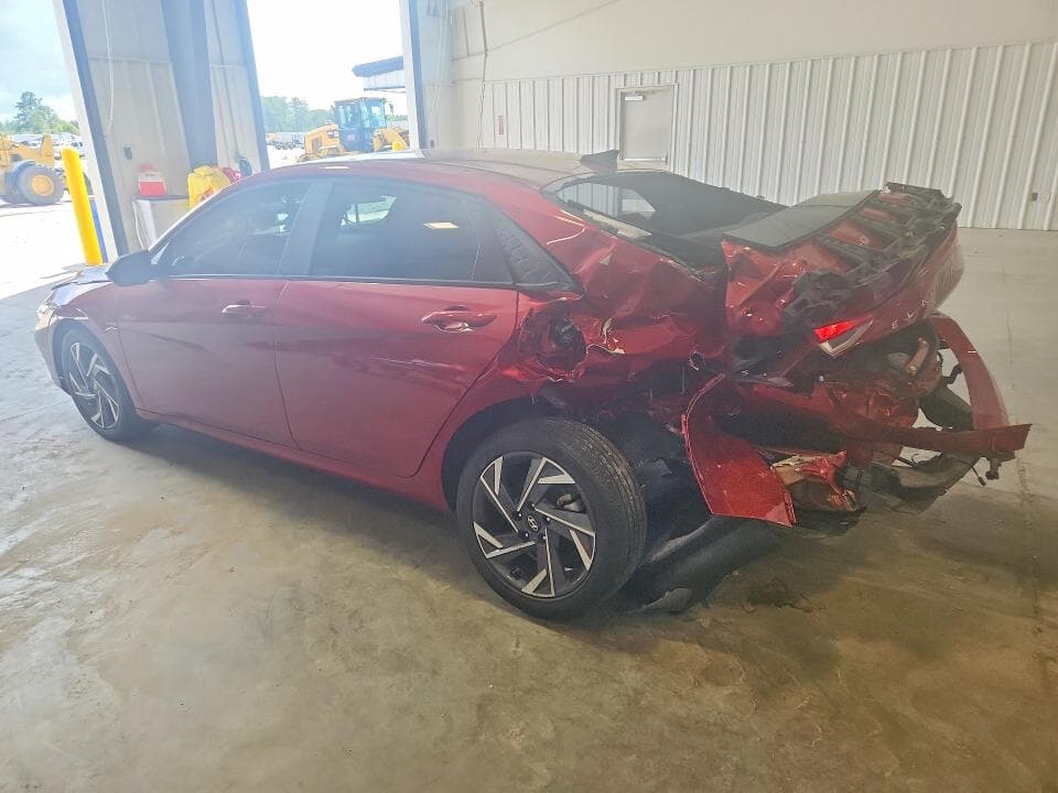 2025 HYUNDAI ELANTRA SEL SPORT 2
