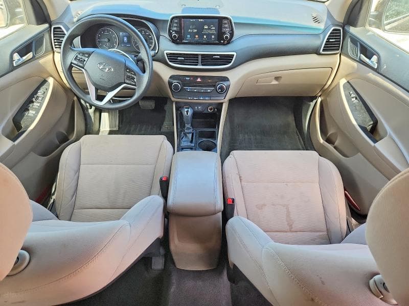 2020 HYUNDAI TUCSON SE 8