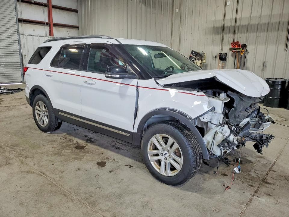 2018 FORD EXPLORER XLT 4