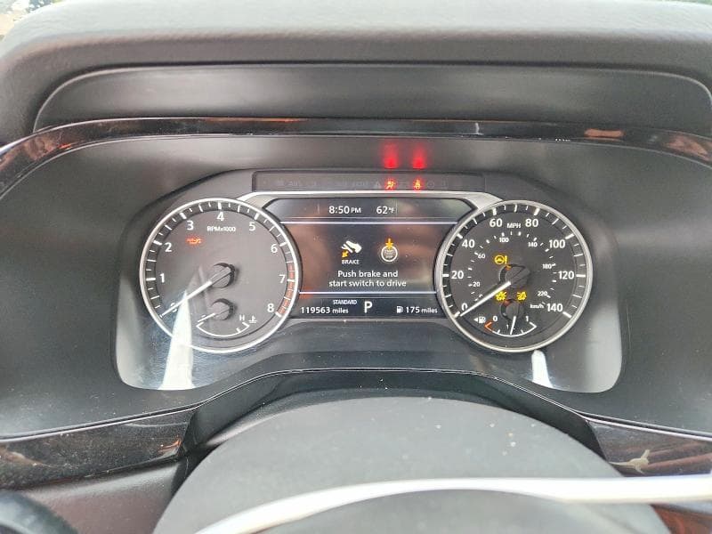 2022 NISSAN PATHFINDER SV 9