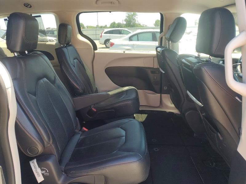 2020 CHRYSLER PACIFICA TOURING L PLUS 11