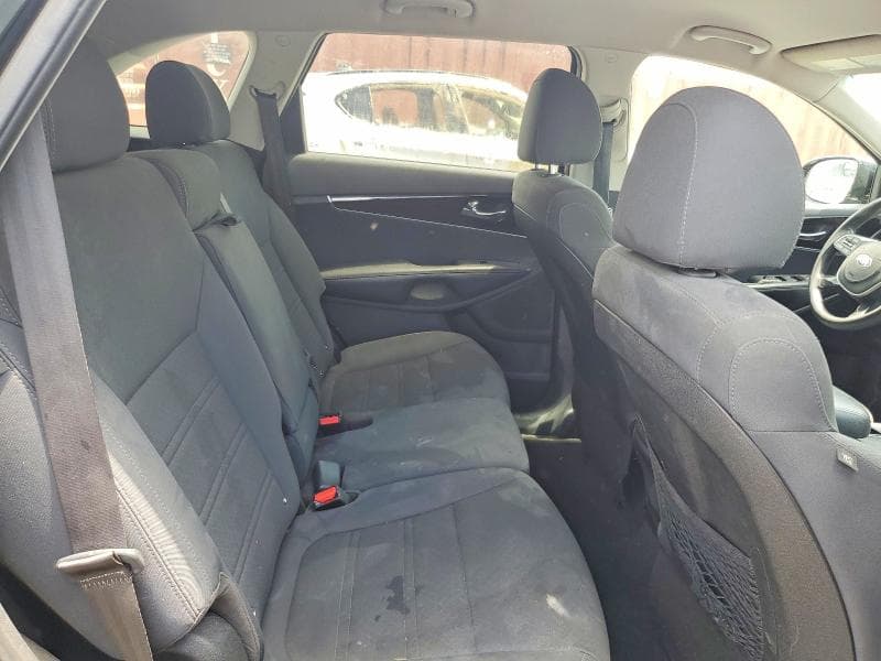 2019 KIA SORENTO L 11