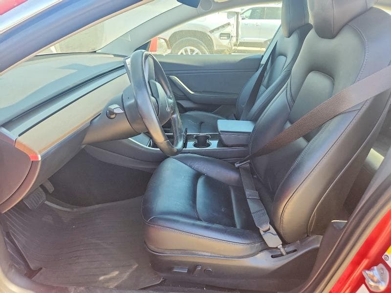 2018 TESLA MODEL 3 7