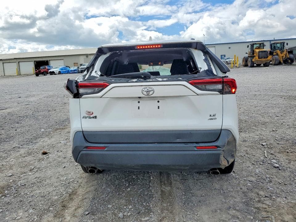 2019 TOYOTA RAV4 LE 6