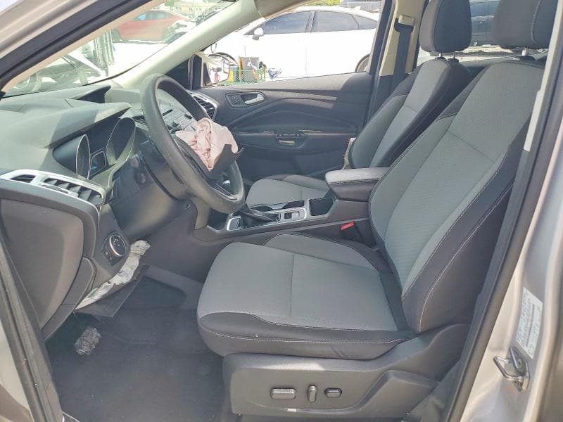2017 FORD ESCAPE SE 7