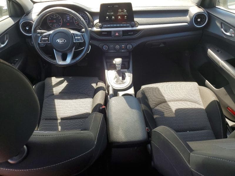 2021 KIA FORTE FE 8