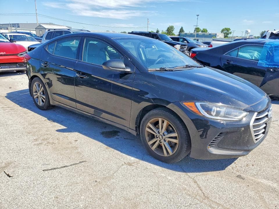 2017 HYUNDAI ELANTRA SE 4