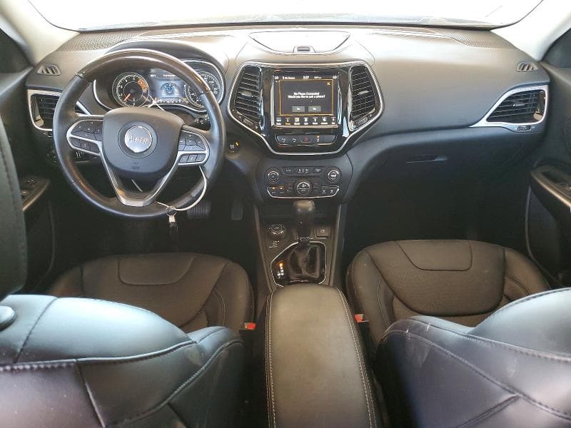 2019 JEEP CHEROKEE OVERLAND 8