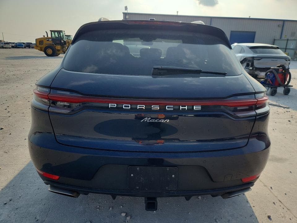 2020 PORSCHE MACAN 6