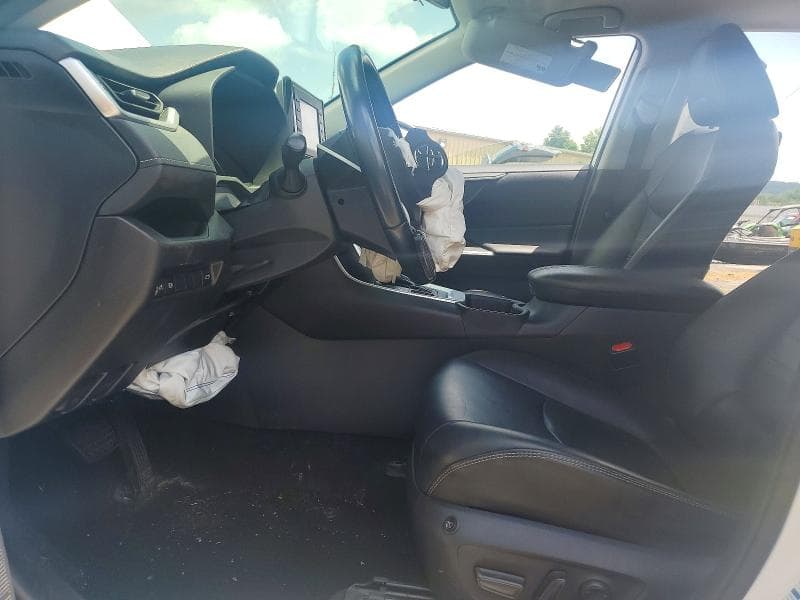 2019 TOYOTA RAV4 XLE PREMIUM 7