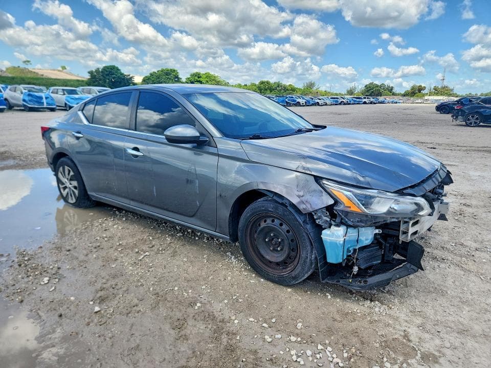 2020 NISSAN ALTIMA S 4