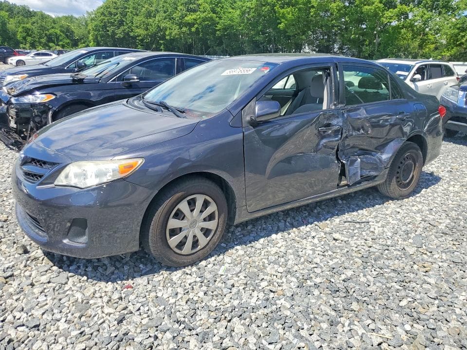 2011 TOYOTA COROLLA - 1