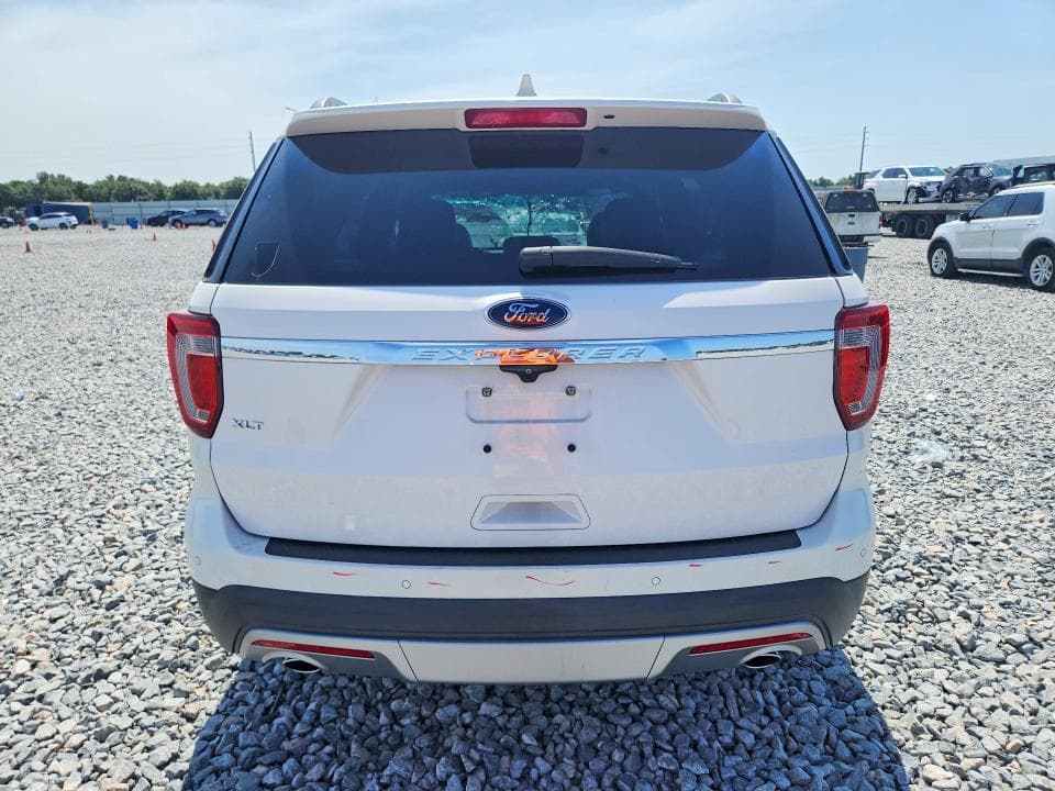 2017 FORD EXPLORER XLT 6