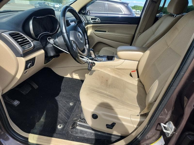 2020 JEEP GRAND CHEROKEE LAREDO 7