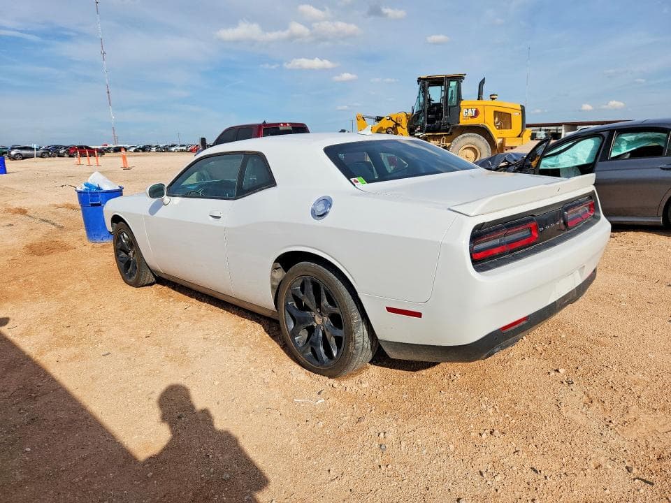 2018 DODGE CHALLENGER SXT 2