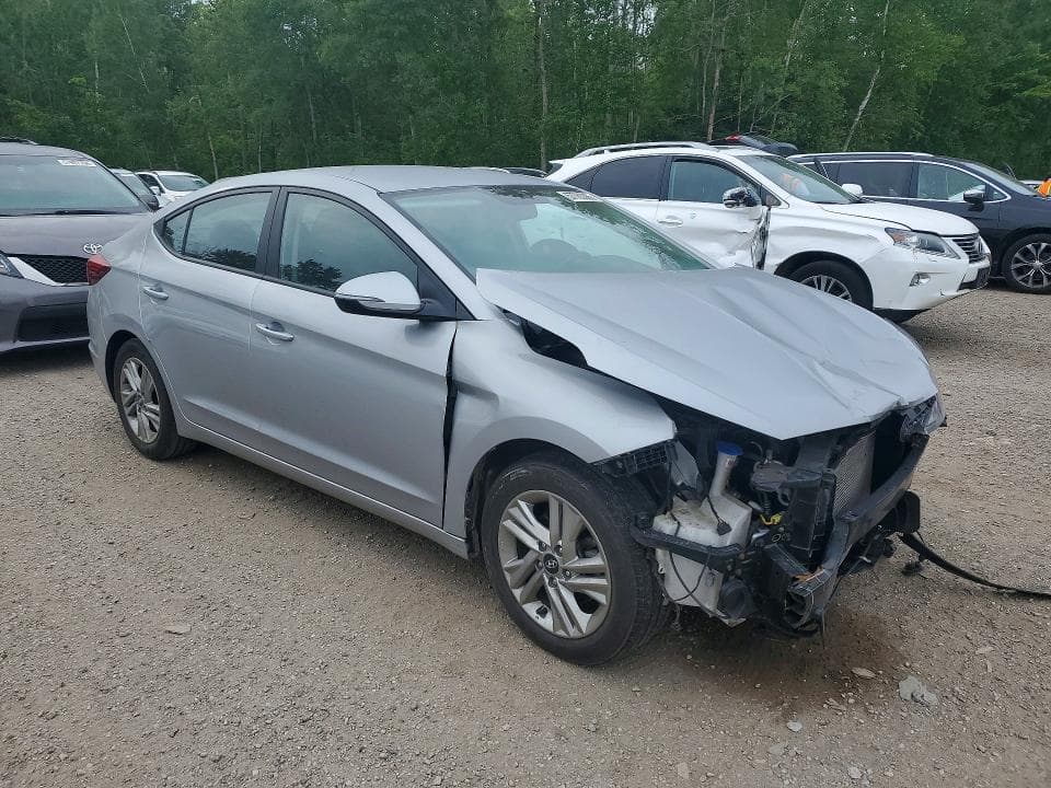 2020 HYUNDAI ELANTRA SEL 4