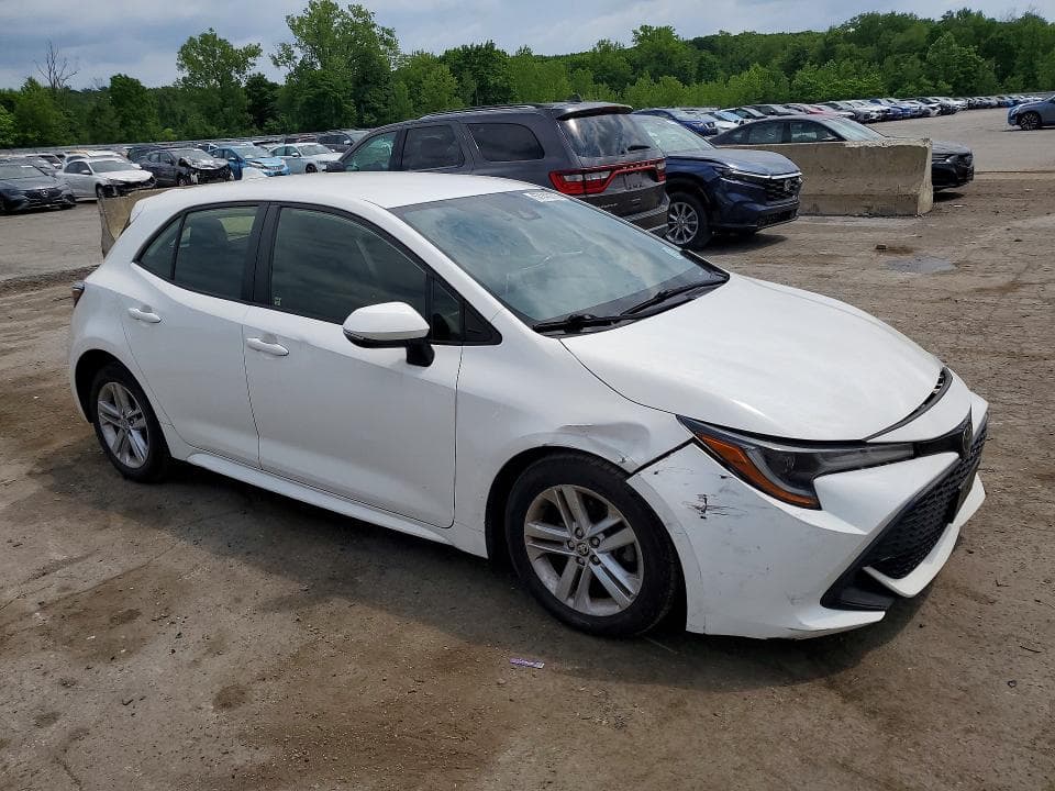 2022 TOYOTA COROLLA HATCHBACK SE 4
