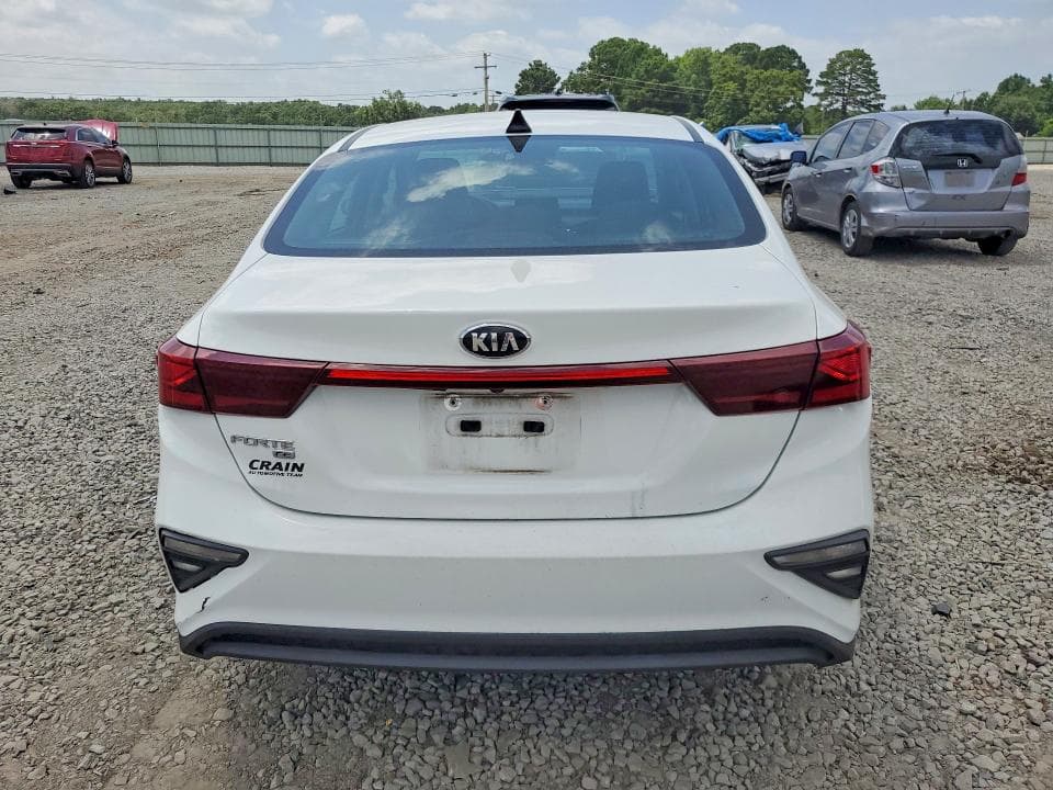 2021 KIA FORTE FE 6