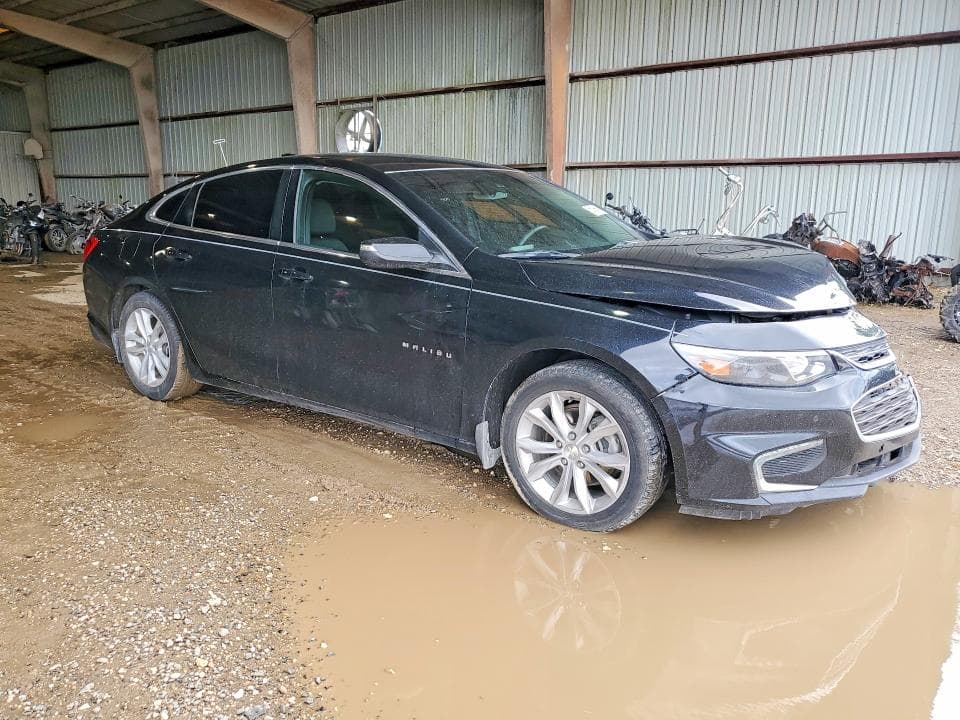 2017 CHEVROLET MALIBU LT 4