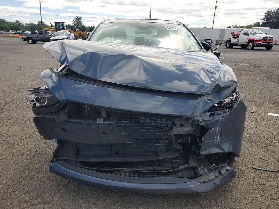 2023 MAZDA 3 PREFERRED 5