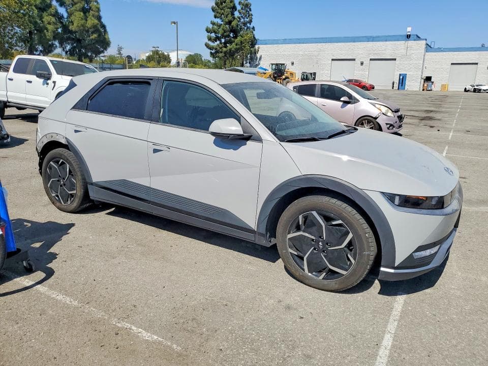 2024 HYUNDAI IONIQ 5 SEL 4