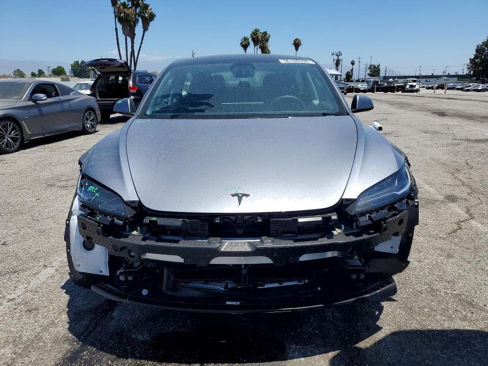 2026 TESLA MODEL 3 5