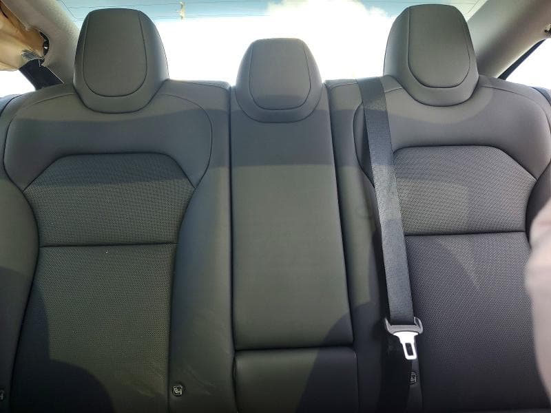 2025 TESLA MODEL 3 10
