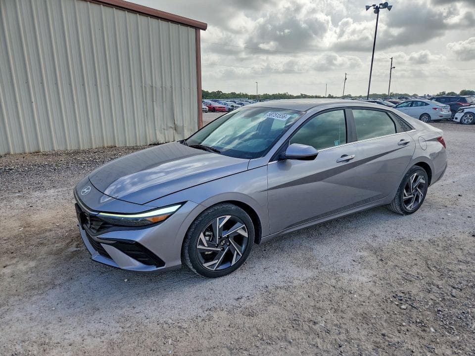 2025 HYUNDAI ELANTRA SEL - 1
