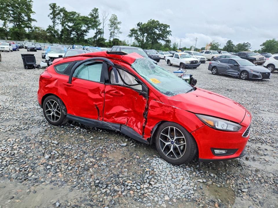 2017 FORD FOCUS SEL 4