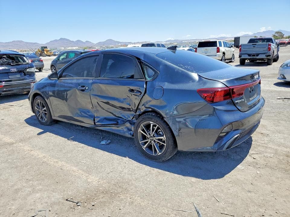 2022 KIA FORTE LXS 2