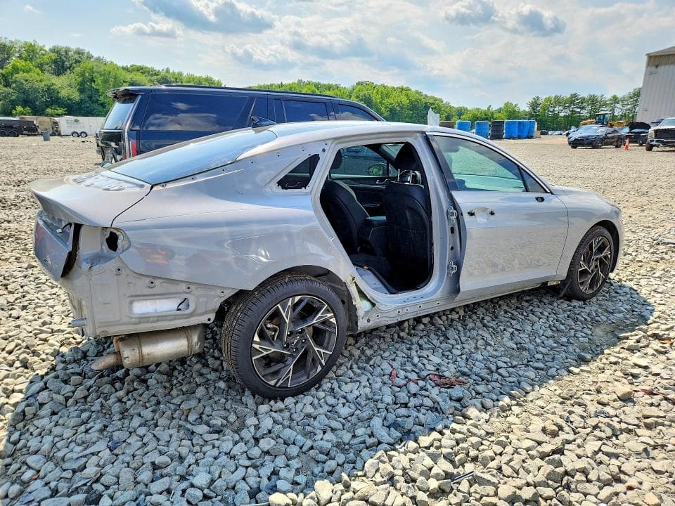 2025 KIA K5 GT LINE 3