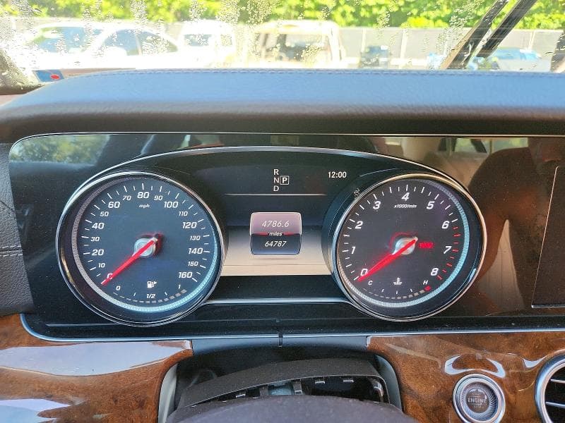 2019 MERCEDES-BENZ E 300 4MATIC 9