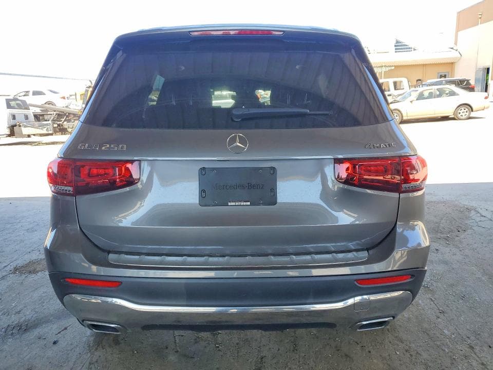 2023 MERCEDES-BENZ GLB 250 4MATIC 6