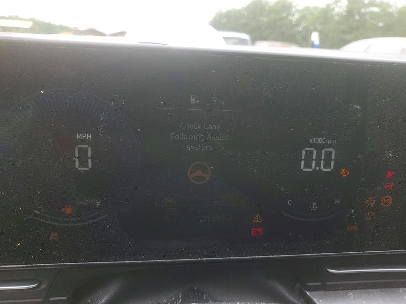 2024 HYUNDAI KONA SEL 9